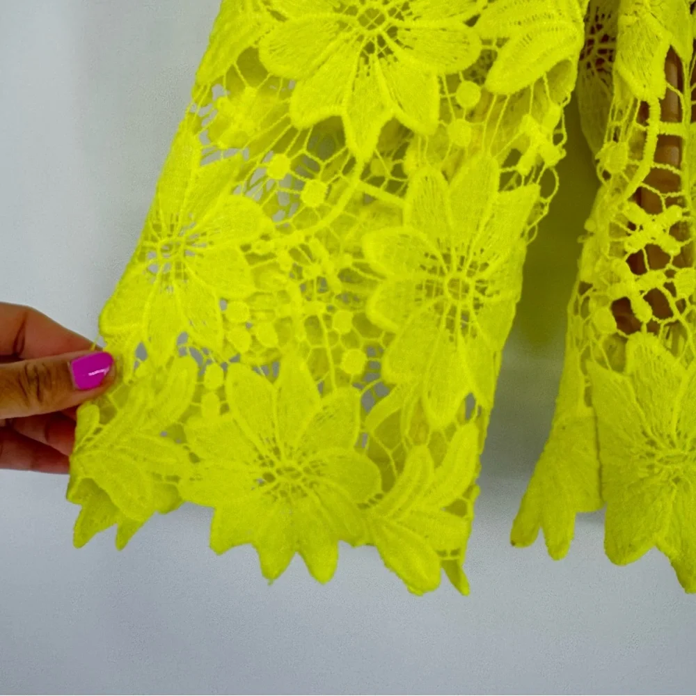 Fracomina Italian Brand Lace Cropped Top Neon Green Size Small